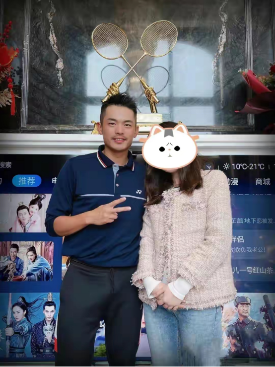 林丹谢杏芳新房太豪华,独栋别墅装修像城堡,暴发户风格引争议