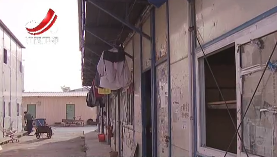 95号播报员 网络交友到热恋,女友生日只要求送花,不料花店老板就是团伙头目