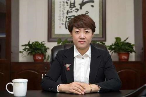 葵花老总杀妻案回顾:看上女秘书生下俩私生子,怒砍前妻4刀后自杀