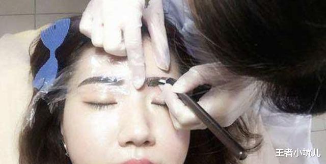 严选|为什么普通女生喜欢纹眉，而女明星却很少纹？看完你还想纹吗？