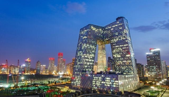 |1500万、14年、37岁：张雪峰