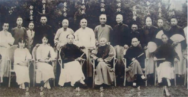 杜月笙|杜月笙虽是青帮老大，但他有一个闻名全国的儿子，至今为祖国奋斗