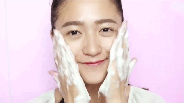 好物官 金晨因综艺再次走红，好皮肤被赞，晒自用护肤品，可爱香皂成亮点