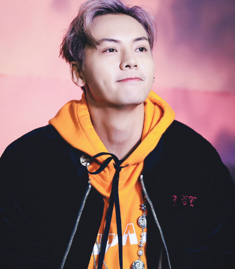 黄晓明|混不好就得回家继承家产的8位明星，林俊杰还挣扎，他俩被拖走了