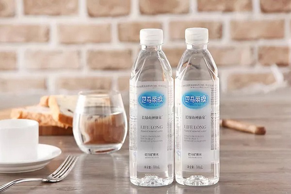 心脏|爱喝矿泉水的朋友注意!这个牌子的矿泉水含可能致癌物质,别买别喝