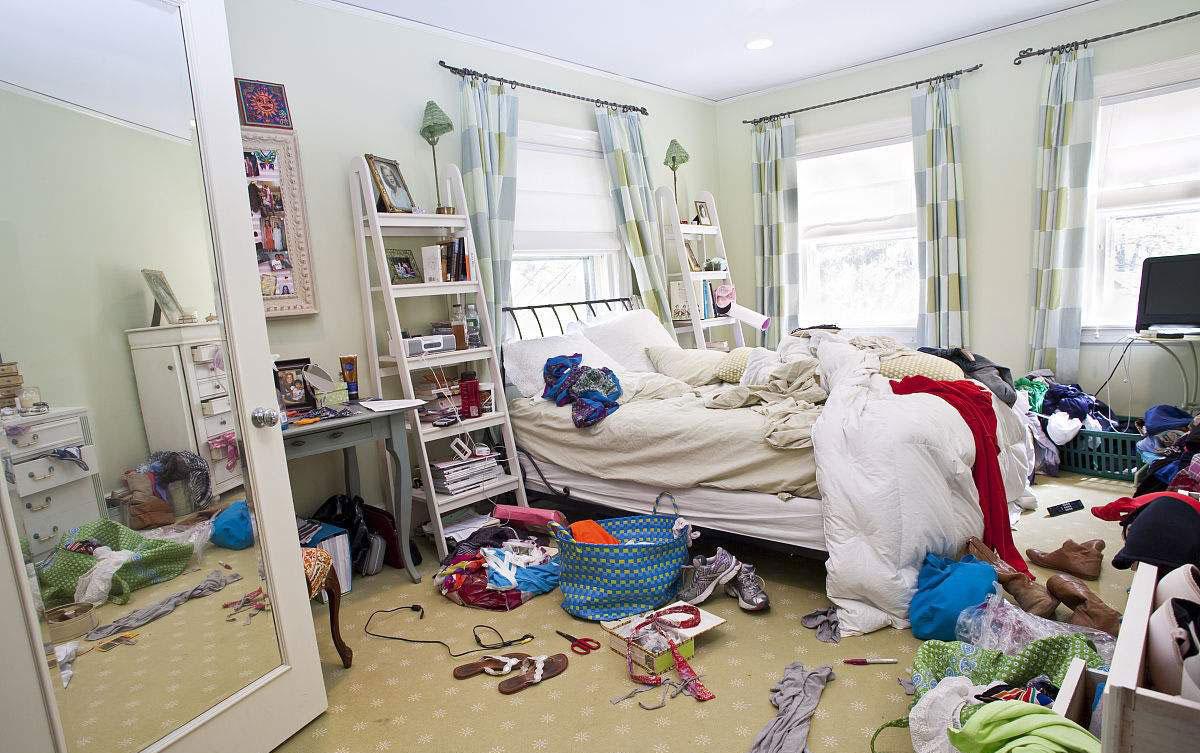 海棠旧旧 妻子店内偷情被监控拍下，小三：她丈夫同意约会，还想多人运动