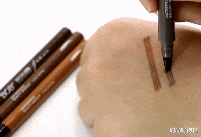 时尚好物官 为什么纹眉者多为普通女生,女明星却宁愿没有眉毛?看完恍然大悟