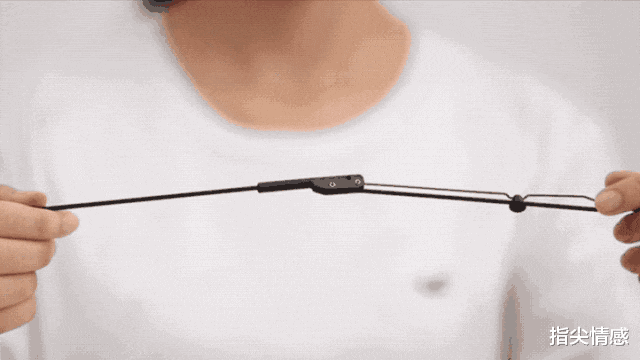 时尚好物官 薇娅\＂懒人伞\＂一夜爆红，40度出门不怕晒，网友：防晒霜可以扔了