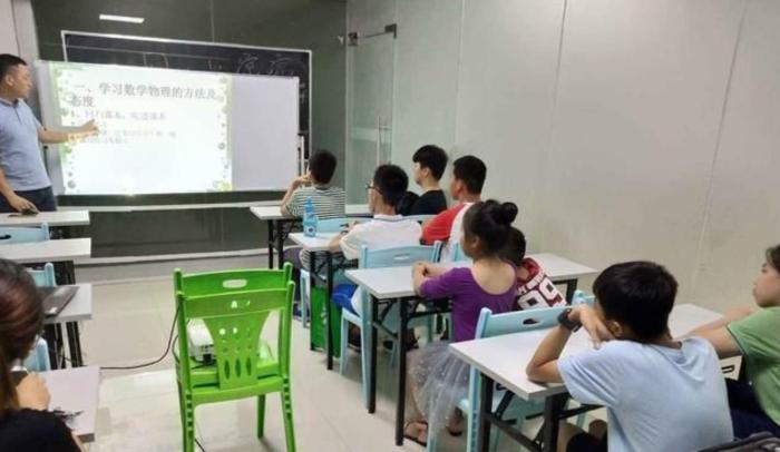 不能补课以后，学生成绩不好该怎么办？只能成为“人下人”了？