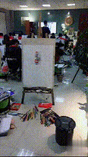 |现在95后员工真难带，就因为职业装不合适，就气势汹汹找到我办公室