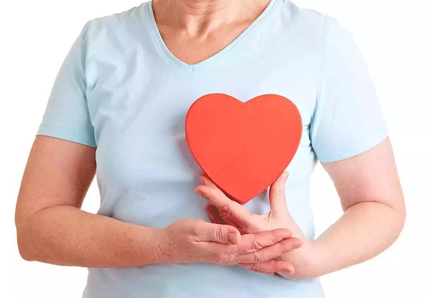 心脏病|心脏不好的人,脸上通常会有这4种表现,请留意一下