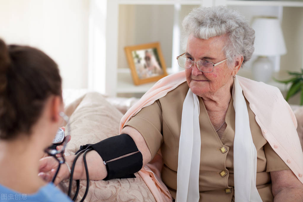 长寿秘诀|106岁老人，骨骼年龄只有60岁，长寿秘诀不是多走路，而是这3件事