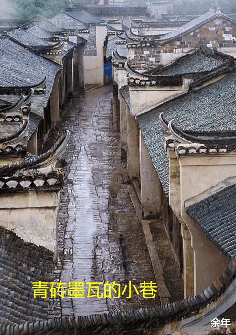 广西南宁,女子连续3天烧红瓦片投进浴盆,“孩子盗汗,老人教的”