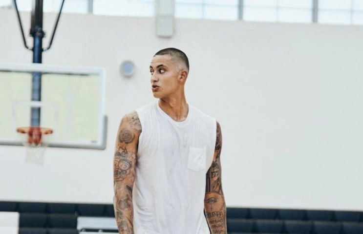 作坊 恭喜詹姆斯！湖人4换3交易完成后，22+11巨星将迎来洛杉矶首秀