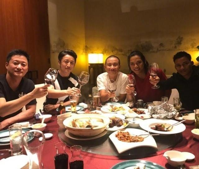 吴京|吴京的面馆一碗面48元，为啥有人还要吃？看到实物后无话可说