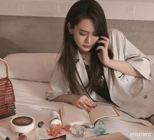 卷发 何穗晒的身体乳火了,被称“国货之光”,戚薇:用3年了!