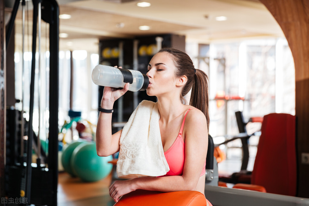 高血压|比肥肉和烟酒更可怕的“脑梗杀手”，原来是它，我们几乎天天在吃