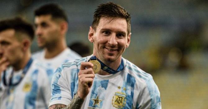 明明很棒|13-0！51-47！金球奖之争变天，33岁巨星逆转梅西，金球十拿九稳