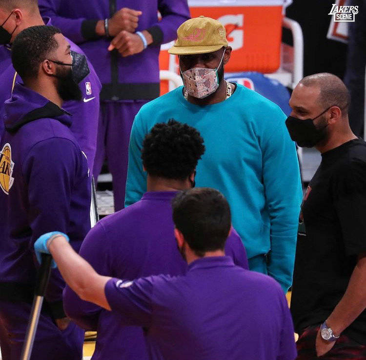 湖人隊(duì)|定了！湖人季后賽核心陣容出爐，施哈出場(chǎng)時(shí)間壓縮，一人或受重用