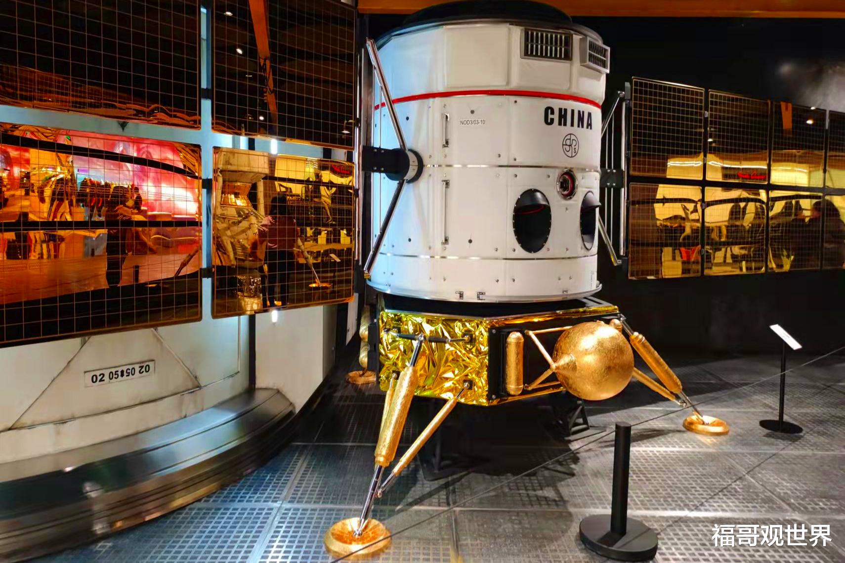 12月12日!西安又一个高端商场开业,内部装修磅礴大气