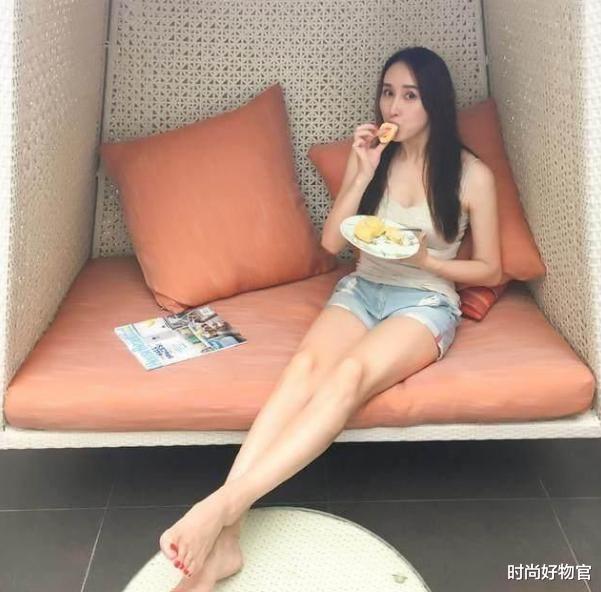 时尚好物官|阔太胡静身材确实“有料”,43岁的年龄23岁的身体,让人佩服啊