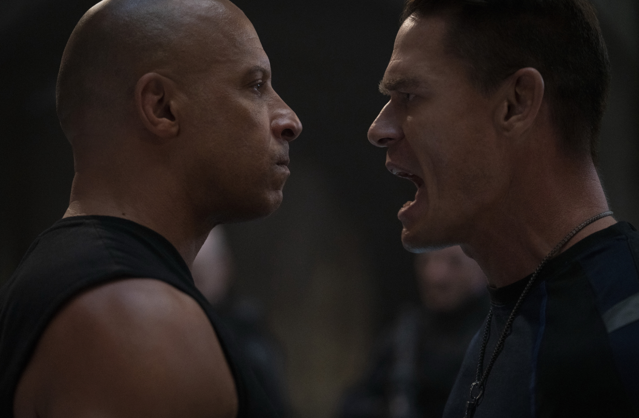 李婉华|成本2.5亿日票房才26万，5天就被下映，张艺谋把这部烂片打惨了