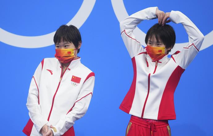 中年女同学的自救|长江后浪推前浪！东京奥运会中国代表团表现最出色的十位“00后”