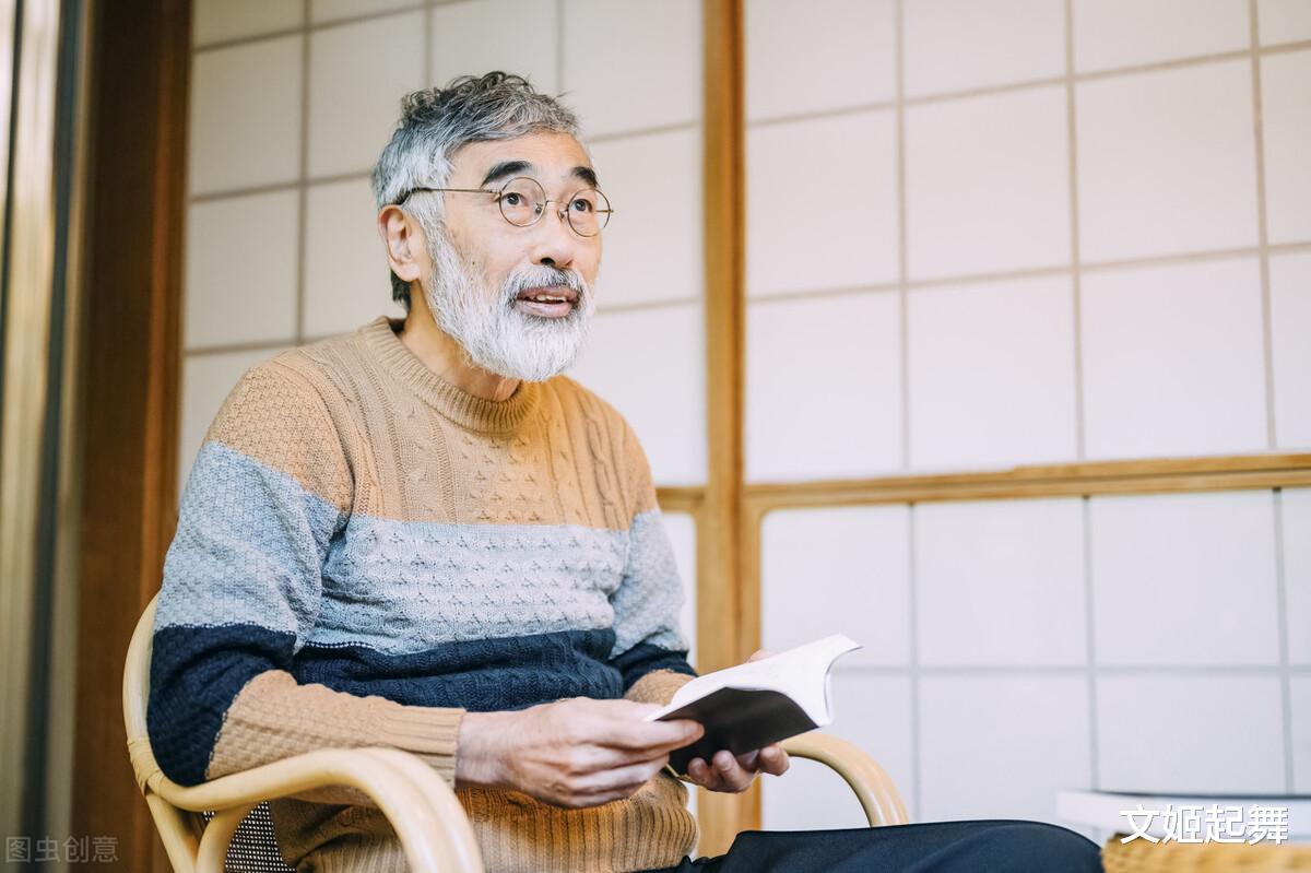 长寿秘诀|105岁老人，年轻像55岁，长寿秘诀不是多走路，而是这3件事