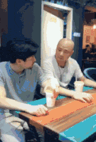|“在老家盖了栋房子，谁知道工人把图纸给拿反了！”哈哈哈