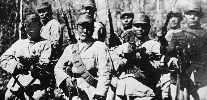中年女同学的自救|长条山战役：我军劝和，越南女兵却无一投降，去世时连军装都没穿