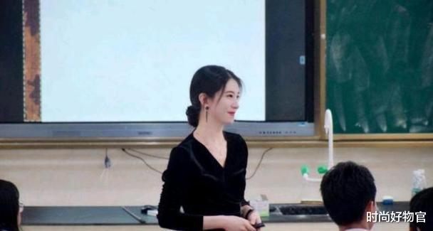 时尚好物官 中学女教师太“性感”，素颜照都上热搜，坦言坚持运动很重要！
