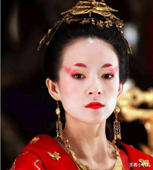 严选|为什么普通女生喜欢纹眉，而女明星却很少纹？看完你还想纹吗？
