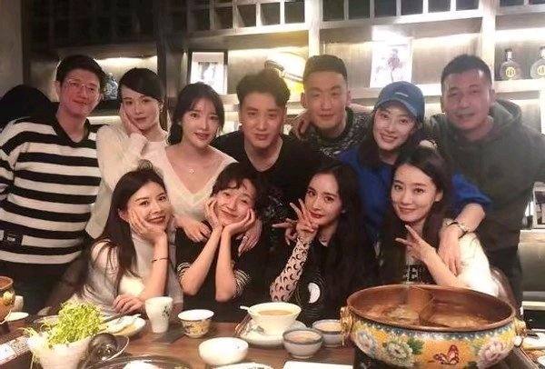 贾玲|冯巩“女儿”多次上春晚没被捧红,如今34岁却被贾玲带火了, 她是谁?