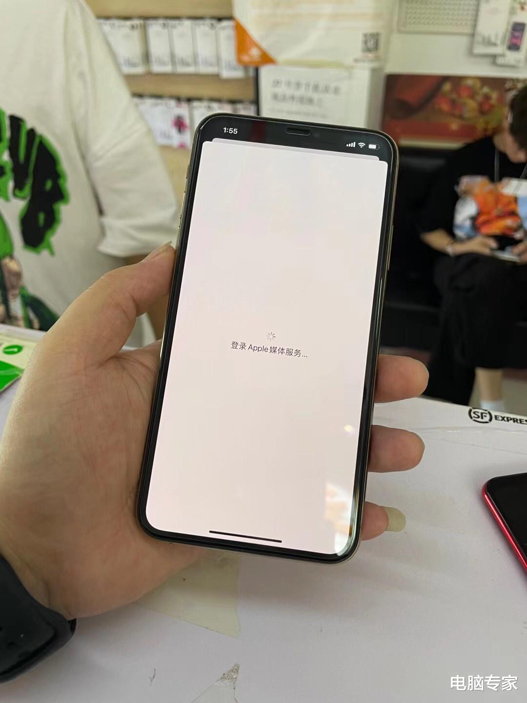 “欲望”一瞬间损失惨重，成人影院害人不浅，“免费”背后是刀子！