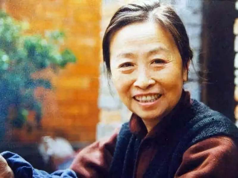 李双江|李天一入狱7年，81岁李双江还在等待，54岁梦鸽日渐苍老，今状态如何？