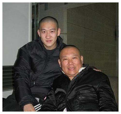 女孩|德云社再陷退社风波，张云雷为何要斥巨资自立门户？