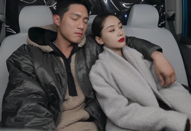 王琳|信息量真大！王琳与男嘉宾锁门比划，白冰男嘉宾被扒疑似婚内出轨