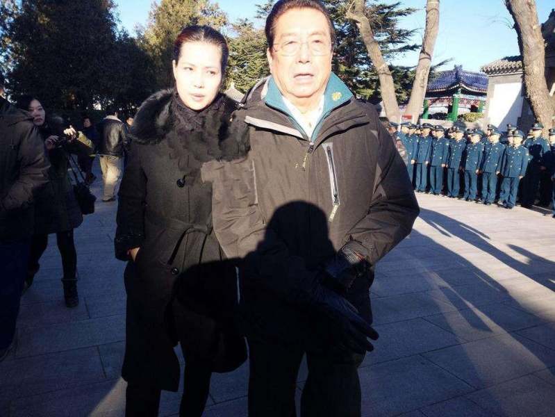 李双江|李天一入狱7年，81岁李双江还在等待，54岁梦鸽日渐苍老，今状态如何？