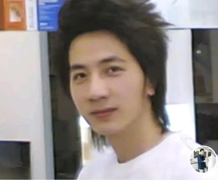 林生斌|林生斌事件发酵，Tony风评受害，委屈：顾客都不愿意和我们聊天了