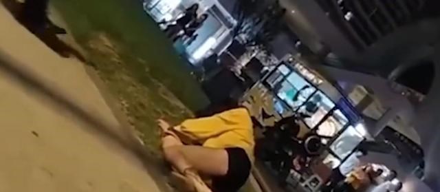  妻子跟4男人喝烂醉穿短裤在大街爬！丈夫怒吼让丈母娘来管破闺女