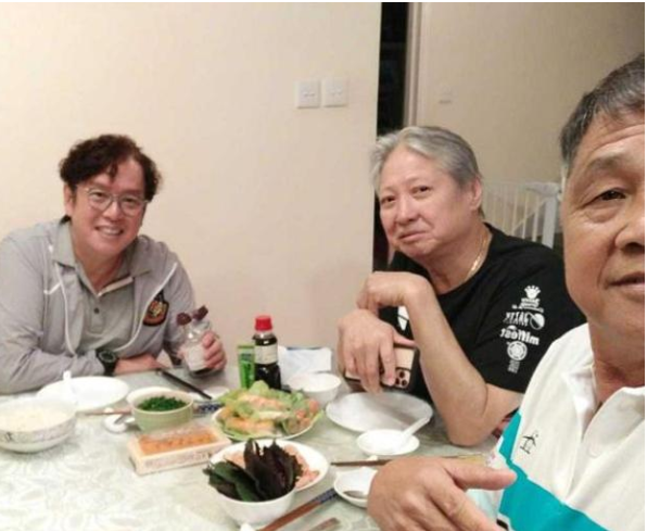 穿衣搭配|68岁洪金宝暴瘦到不敢认，儿媳：“断食法”瘦身，身体很健康