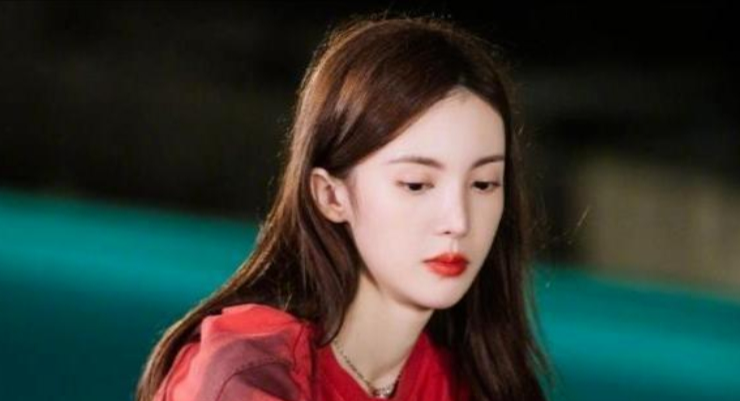 好物官 金晨因综艺再次走红，好皮肤被赞，晒自用护肤品，可爱香皂成亮点