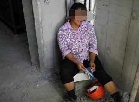 脂肪肝|26岁女子转氨酶高达2000，确诊肝硬化，医生：坚持1个习惯，肝毒净