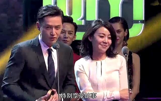 佟丽娅|胡歌：“我们俩拍吻戏，导演从不喊卡。”