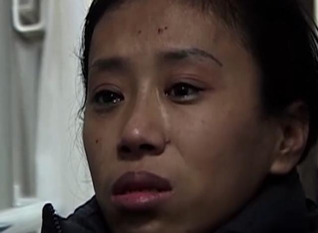 吸毒女意外怀孕,小孩出生一出生就开始犯毒瘾,好可怜!纪录片