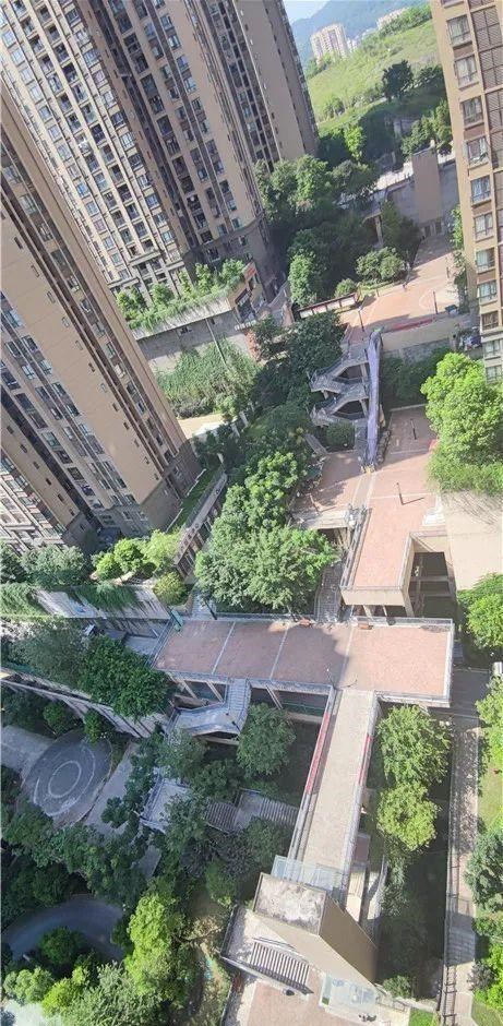 山西省 涪陵一小区竟因电梯火遍全国，业主却哭笑不得！