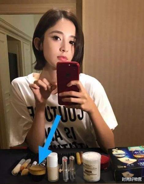 女人“淡妆”的重要性，别再浓妆艳抹了，教你几个细节，简单美丽
