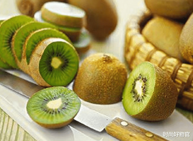 时尚好物官|女人“绝经”后，建议：常吃4种水果，贵也吃，+1运动补充雌激素