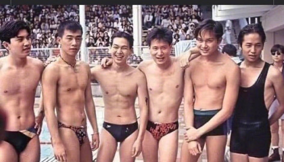 星学的爱好者|应采儿网上晒陈小春张学友张智霖的泳装照，网友在评论区的回复能笑翻众人