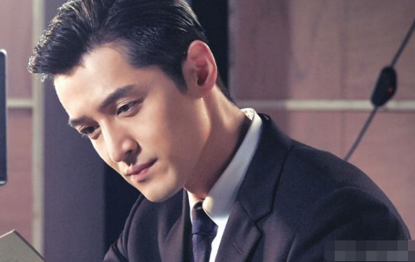 胡歌|胡歌携手4部新剧回归，将开启霸屏模式，看到阵容后，网友：必追